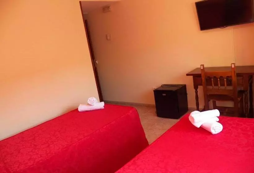 پانسیون Hostal San Roque