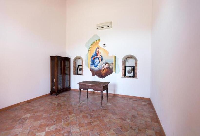 بنسيون La Casa Del Priore