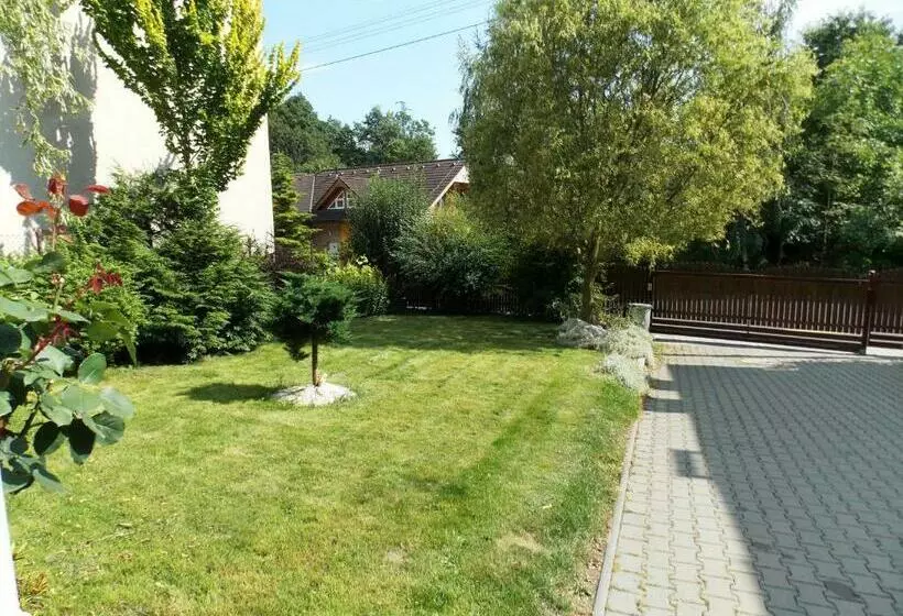 Majatalo Penzion Aida Ostrava