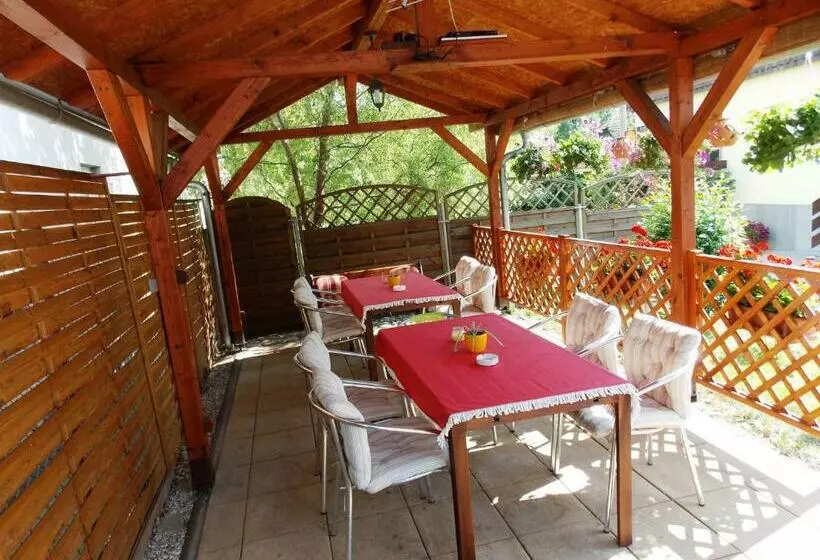 Majatalo Penzion Aida Ostrava