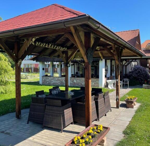 פנסיון Penzion U Bohuša