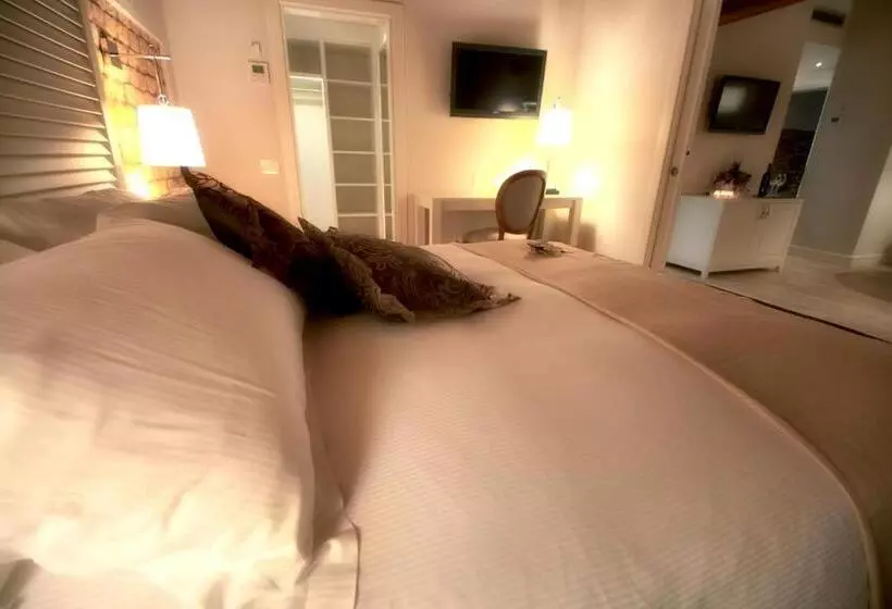 ホテル Agriturismo Villa Trovatore