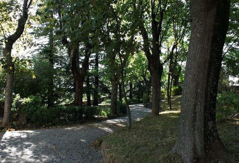 فندق Castello Di Grillano Guest House