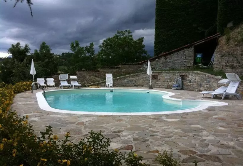 Hotelli Castello Di Grillano Guest House