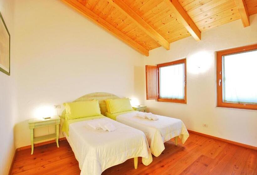 ホテル Corte All'olmo