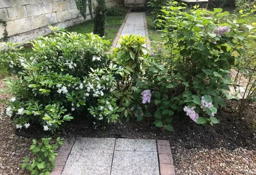 ペンション A La Fleur De Lys