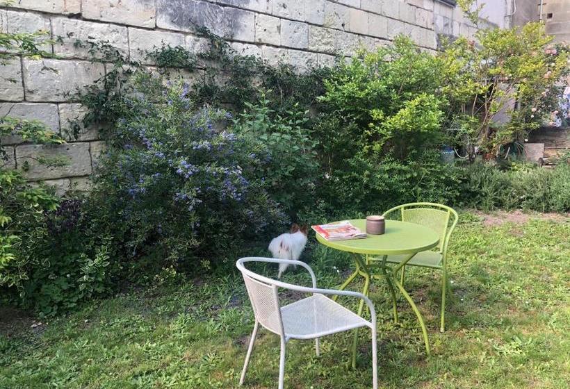 بنسيون A La Fleur De Lys