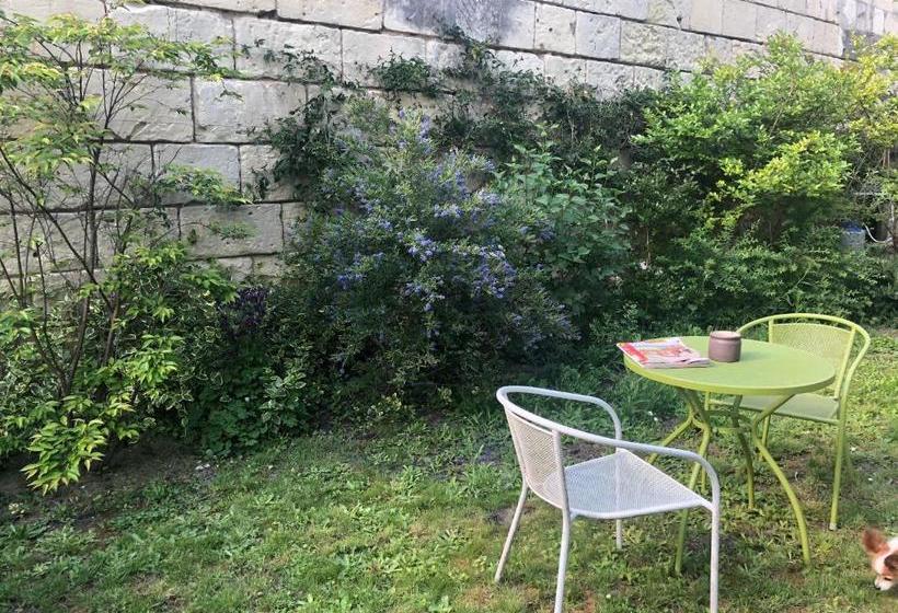 بنسيون A La Fleur De Lys