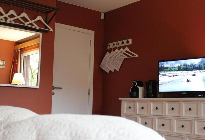 פנסיון Green Hill Guest House And Apartment