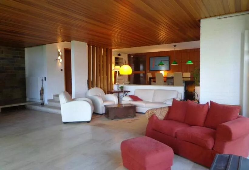 ペンション Green Hill Guest House And Apartment