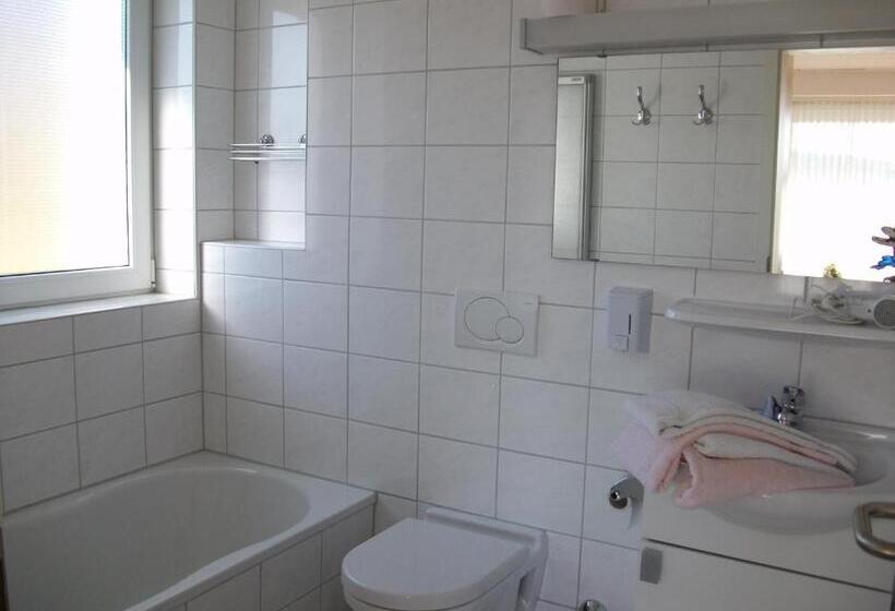 بنسيون Haus Delphin