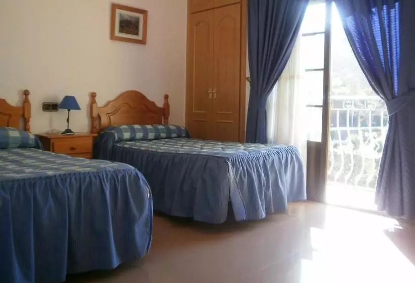 ペンション Hostal Restaurante Solaire