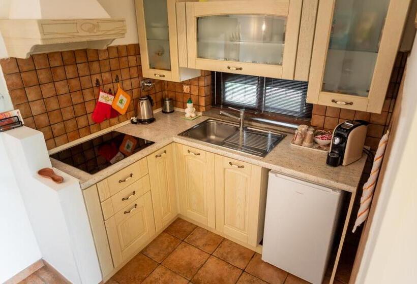 بنسيون L Antico Vigneto