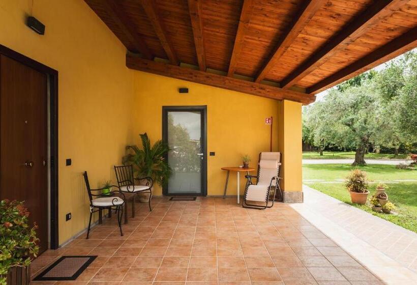 بنسيون L Antico Vigneto