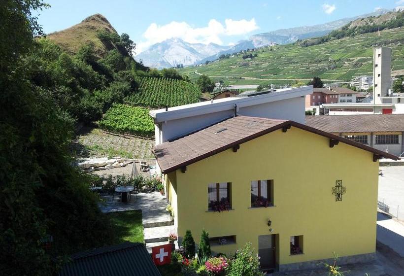 פנסיון Le Merle Châtelain