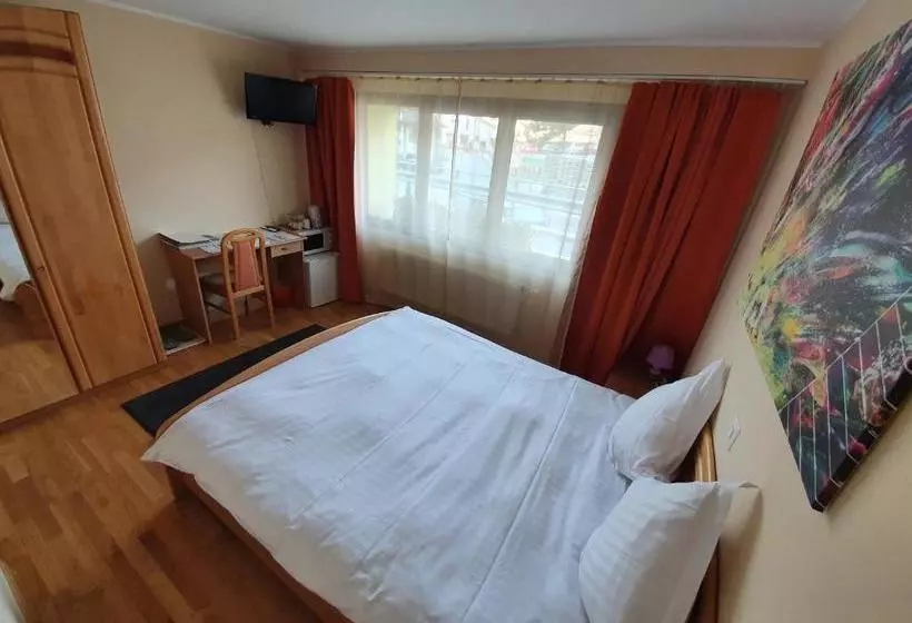 Pension Le Merle Châtelain