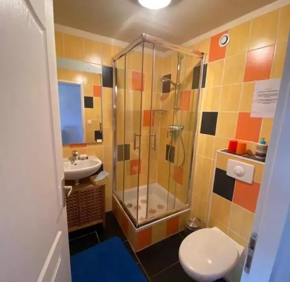 Majatalo Maison Carmen   Restaurant , Meublé De Tourisme, Appartements