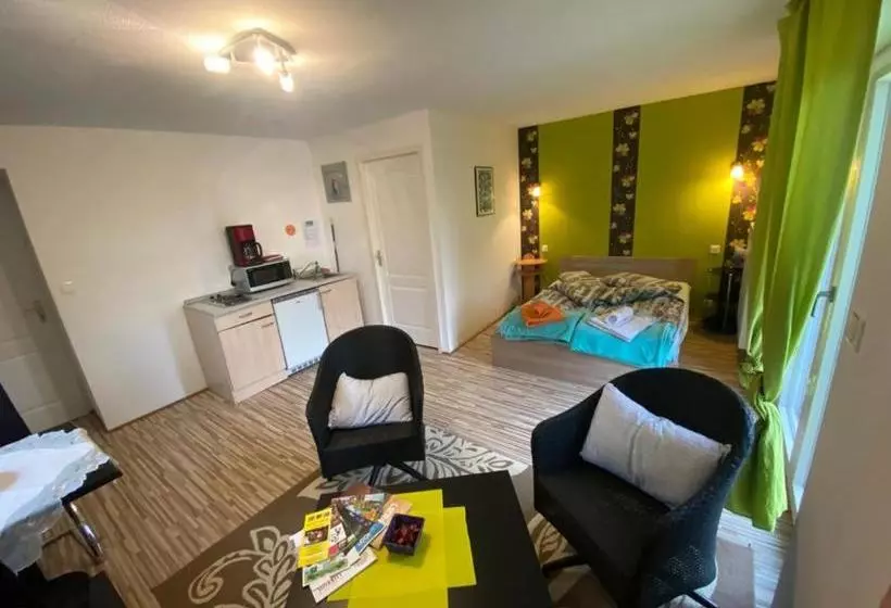 Majatalo Maison Carmen   Restaurant , Meublé De Tourisme, Appartements