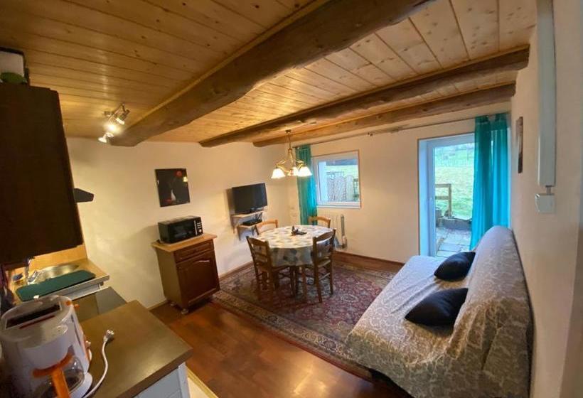 Пансион Maison Carmen   Restaurant , Meublé De Tourisme, Appartements