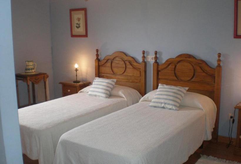 פנסיון Posada La Pedriza