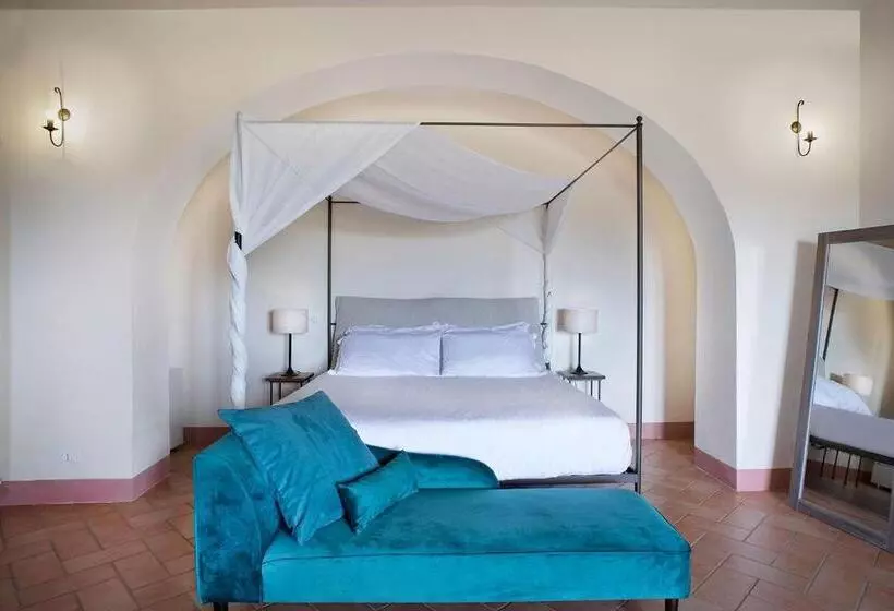 هتل Palazzo Massaini   La Pieve