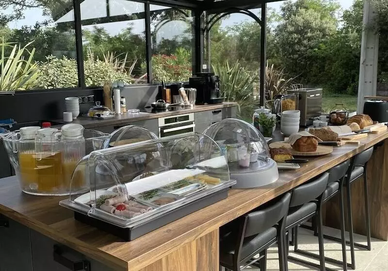 Majatalo Chateau Des Cinq Cantons