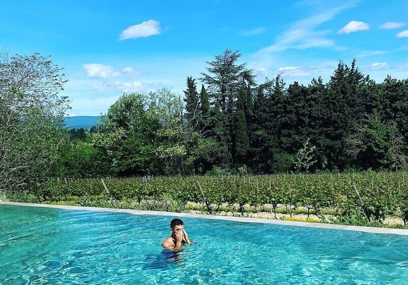 بنسيون Chateau Des Cinq Cantons