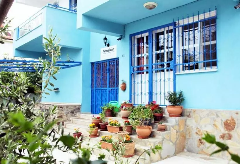 Majatalo Domizil Lina Art