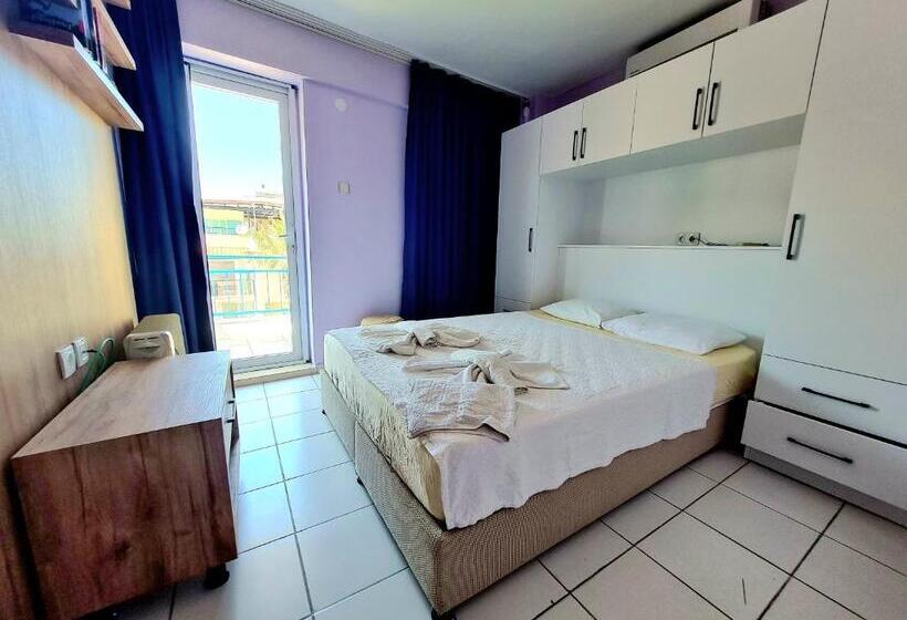 بنسيون Domizil Lina Art