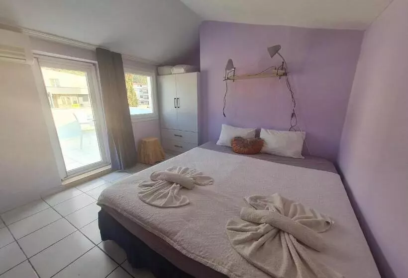 Majatalo Domizil Lina Art