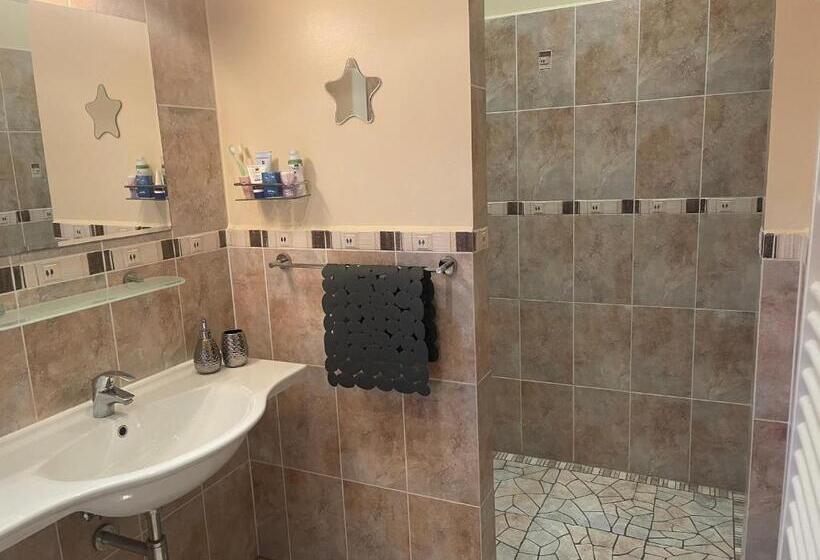 פנסיון Gites Du Caylar Chambres Et Appartments