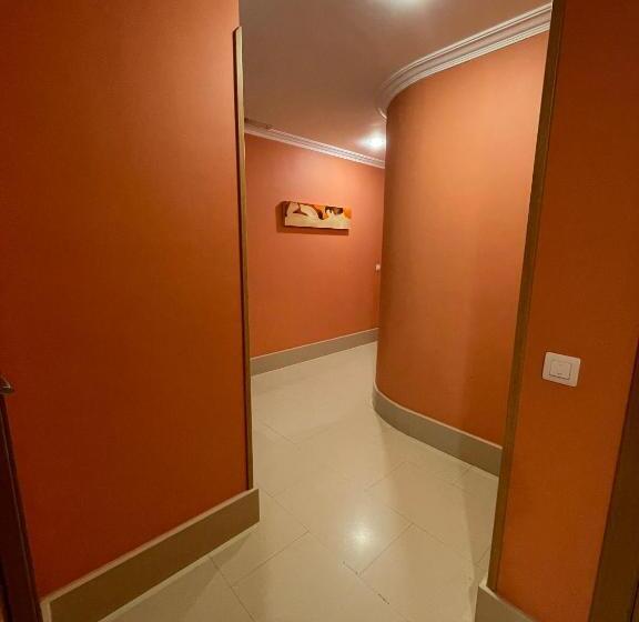 פנסיון Hostal Santiago 2