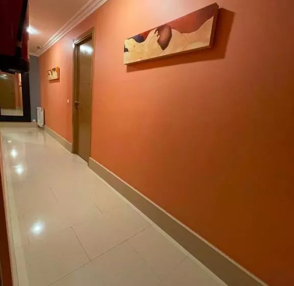 پانسیون Hostal Santiago 2