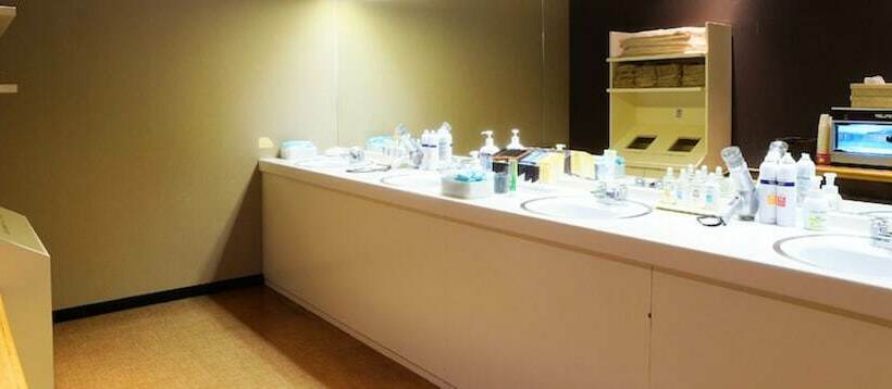 Nikoh Capsule Hotel Refre   Hostel   Caters To Men