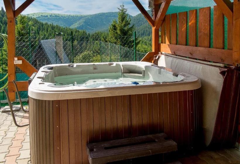 بنسيون Penzión Javorina