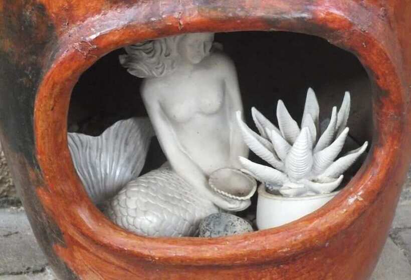 پانسیون Uzuri Guesthouse Cc