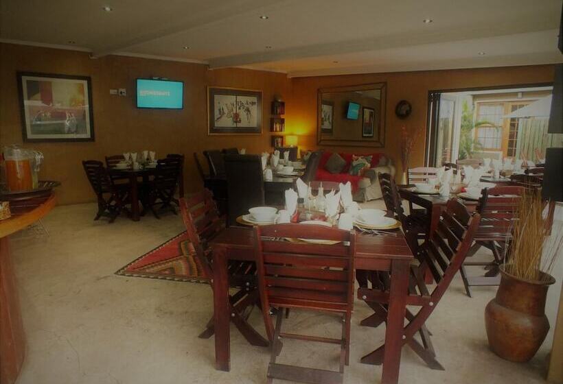 پانسیون Uzuri Guesthouse Cc