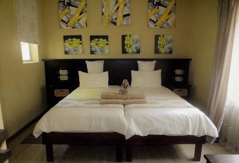 پانسیون Uzuri Guesthouse Cc