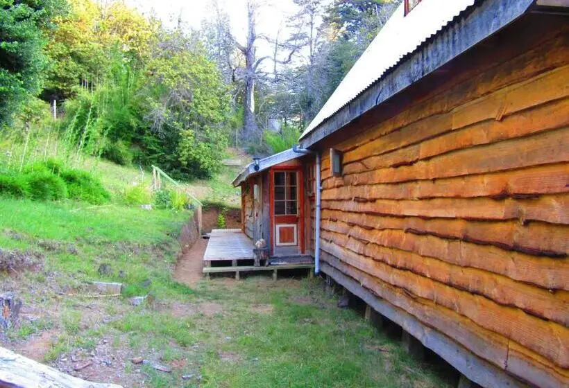 ペンション Refugio Montaña Kultrun Mawida, Mini Cabaña Con Baño Y Cocina Privada
