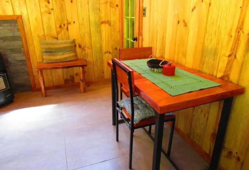ペンション Refugio Montaña Kultrun Mawida, Mini Cabaña Con Baño Y Cocina Privada