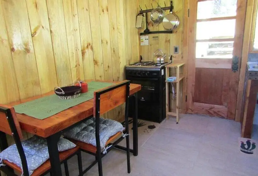 ペンション Refugio Montaña Kultrun Mawida, Mini Cabaña Con Baño Y Cocina Privada