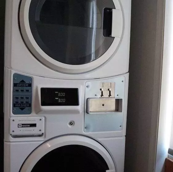 Retkeilymaja Bay Hill Inns & Suites