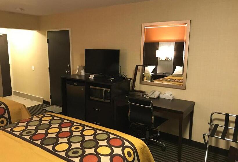 ユースホステル Bay Hill Inns & Suites