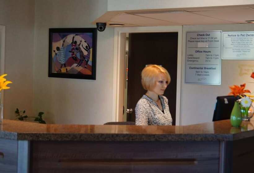 ユースホステル Bay Hill Inns & Suites