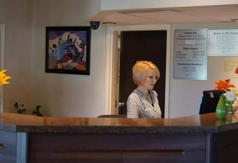 Retkeilymaja Bay Hill Inns & Suites