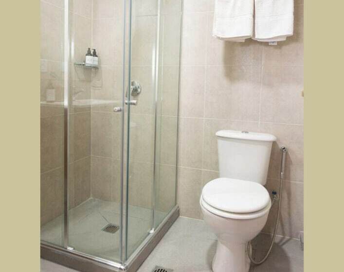 هاستل Hostería Aonikenk