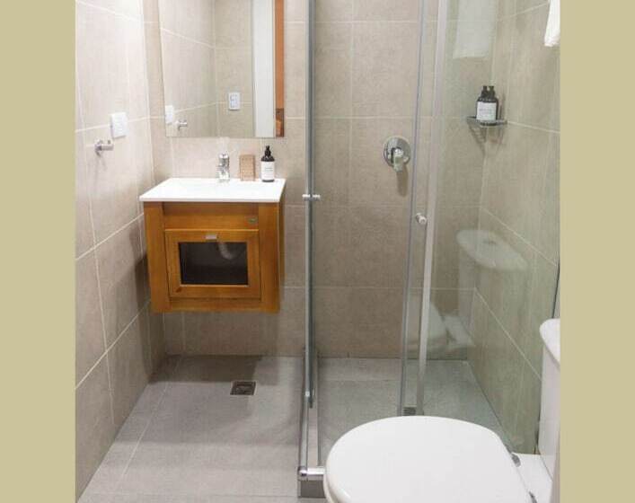 هاستل Hostería Aonikenk