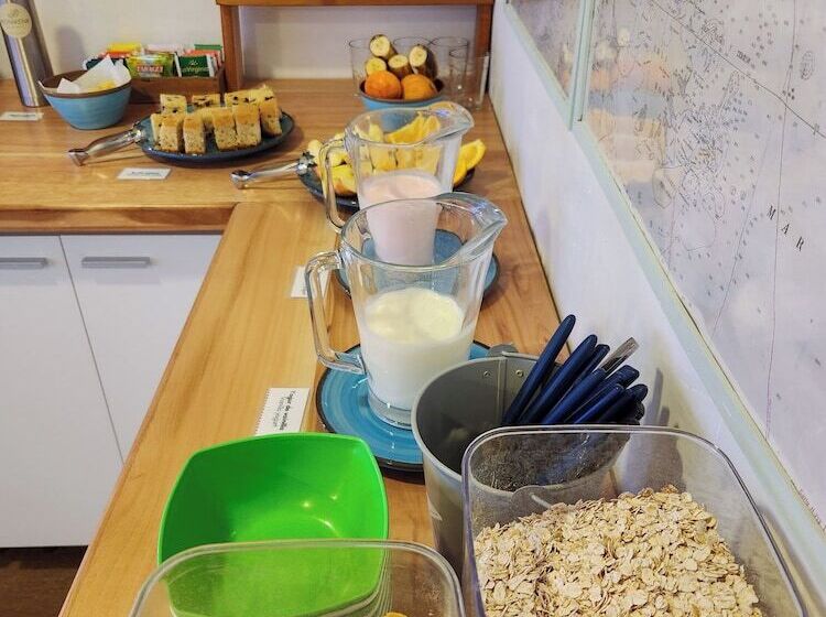 هاستل Hostería Aonikenk