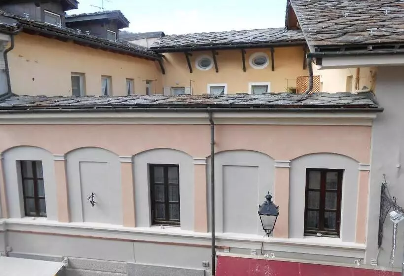 Casa De Giorgis