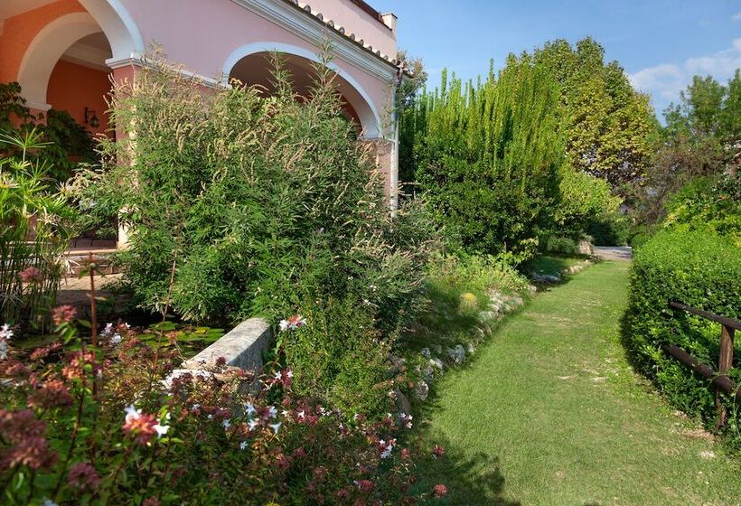 ホテル Agriturismo La Vecchia Quercia